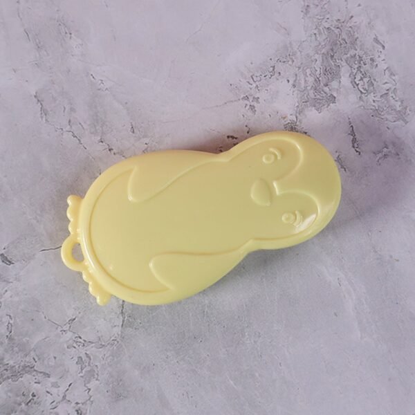 Mini-Cutter-02.jpg Compact Mini Safety Cutter with Retractable Blade - (1 Pc)