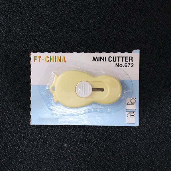 Mini-Cutter-08.jpg Compact Mini Safety Cutter with Retractable Blade - (1 Pc)