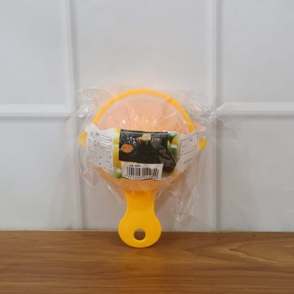 MiniLemonCitrusPresser-live.jpg Hand-Operated Citrus Juicer (1 Pc)