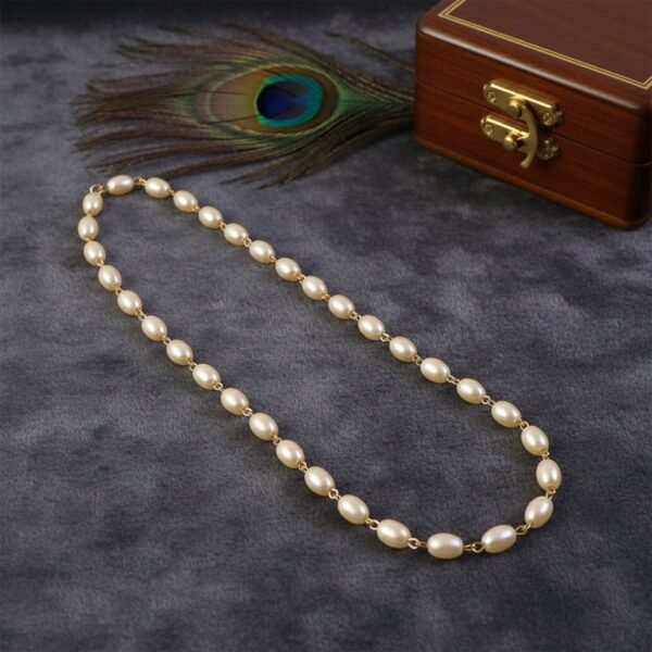Moti-Necklace-03.jpg Elegant Pearl Beaded Necklace with Golden Chain Accents (1 Pc)