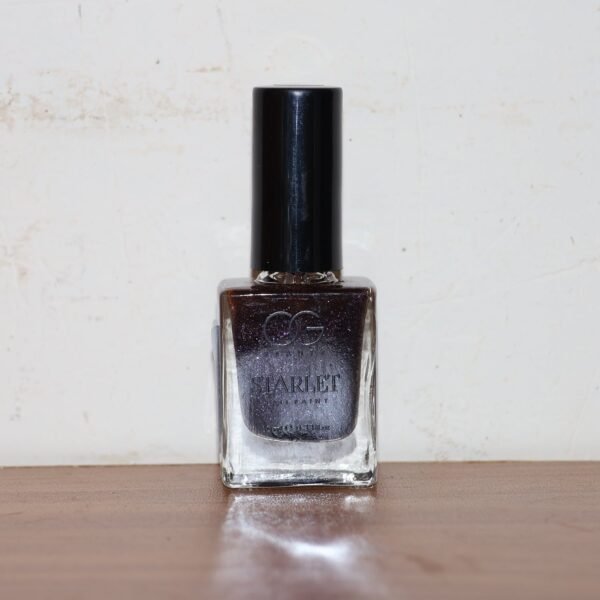 NailPaint2-Liveimage.jpg OG Beauty Purple Dazzle Starlet Glitter Nail Paint (10 ML / 1 Pc)
