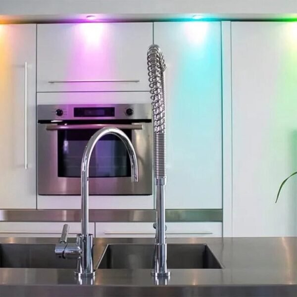 Pushbuttonlamp-07.jpg Multicolor Remote Control LED Touch Light Set