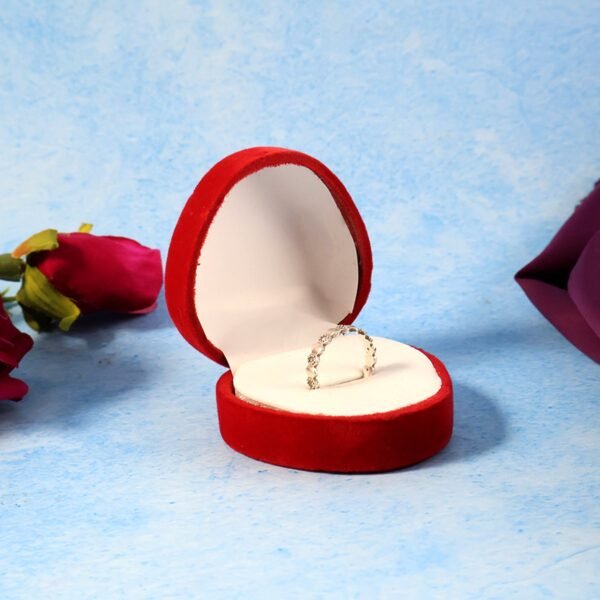 Ring-Box-02.jpg Premium Heart-Shaped Velvet Jewellery Ring Box (1 Pc)