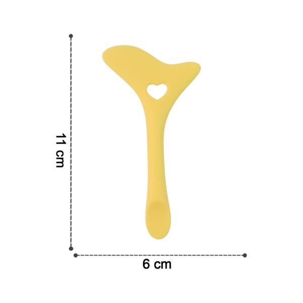 SiliconeEyeliner-size.jpg Eyeliner & Mascara Guard Stencil - (1 Pc)