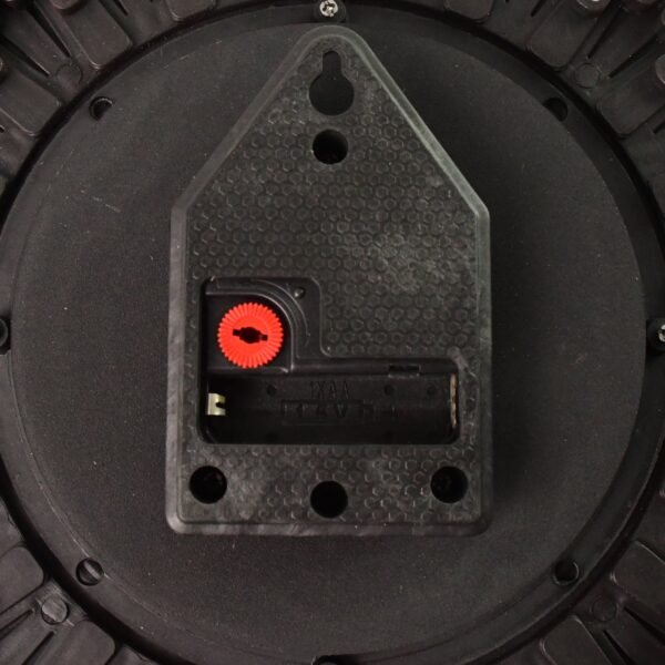 Wall-Clock-03_6bd42ad8-75a0-4c22-b50b-e2eba866990b.jpg Wooden Look Round Wall Clock – Battery Operated Easy-to-Read Design for Home/Office