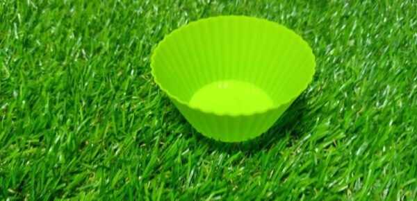 WhatsAppImage2022-07-01at2.00.11PM_d01806cc-d9ae-4600-8e72-90df7f14748b.jpg Silicone Cupcake-Shaped Baking Mold for Chocolate, Candy & Pastry (6 Pc)