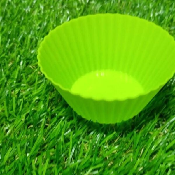 WhatsAppImage2022-07-01at2.00.11PM_d01806cc-d9ae-4600-8e72-90df7f14748b.jpg Silicone Cupcake-Shaped Baking Mold for Chocolate, Candy & Pastry (6 Pc)