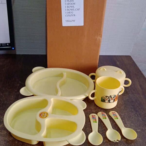 Kids Feeding Dinner (8 Pc Set)