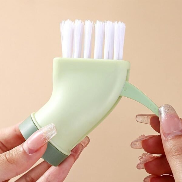Window-Cleaning-Brush-03.jpg Multipurpose Bottle-Connectable Cleaning Brush with Built-In Scraper (1 Pc)
