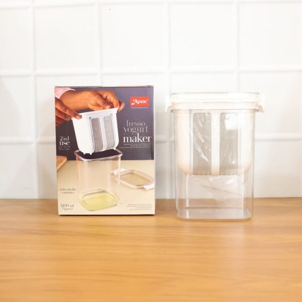YogutMaker-live.jpg 2-in-1 Yogurt and Greek Yogurt Maker