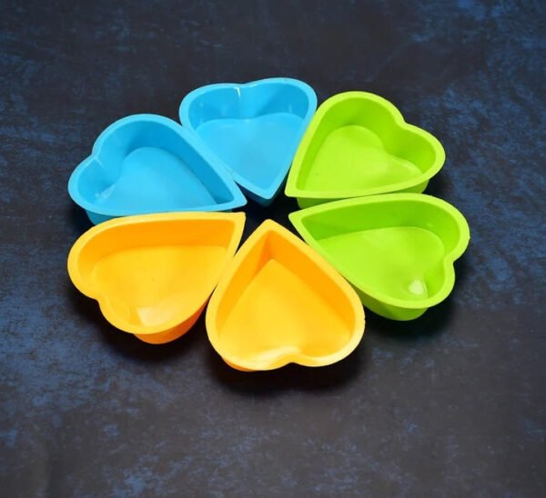 Heart-Shaped Silicone Cake Mold – Baking Tools & Bakeware (Pack of 6)