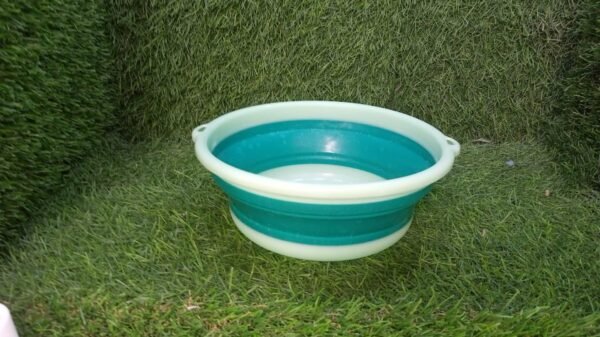 Portable Collapsible Tub with Hanging Hole