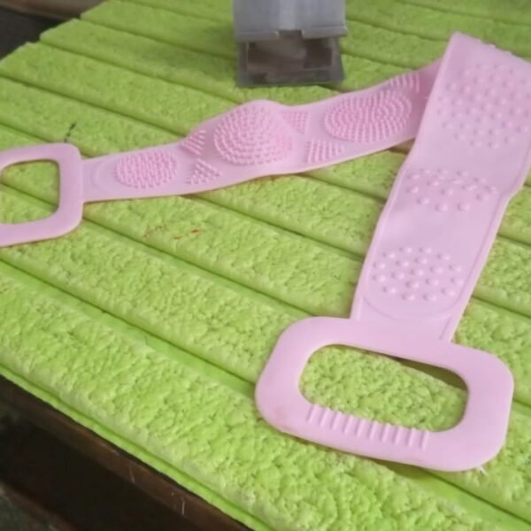 Silicone Body Back Scrubber – Double-Sided Bath Brush for Deep Cleaning