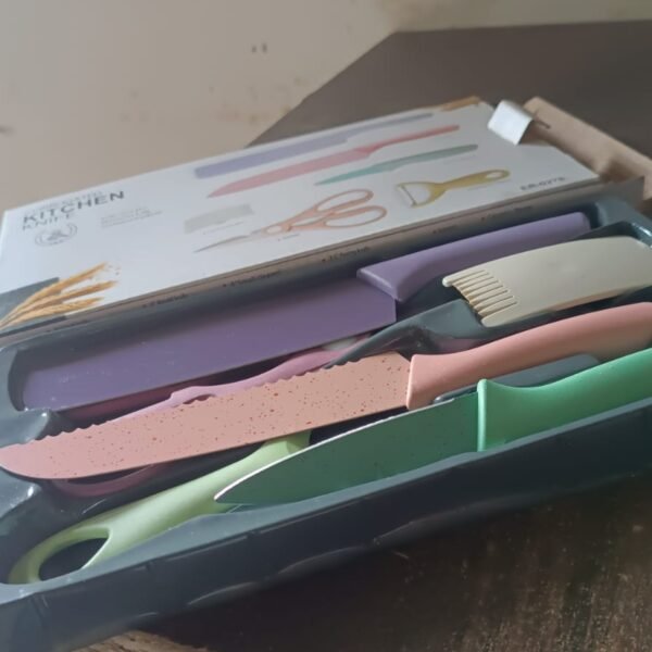 a70c4deb-b443-45b0-956f-0847eee19a12.jpg Professional Colorful Kitchen Knives Set (6 Pcs Set)