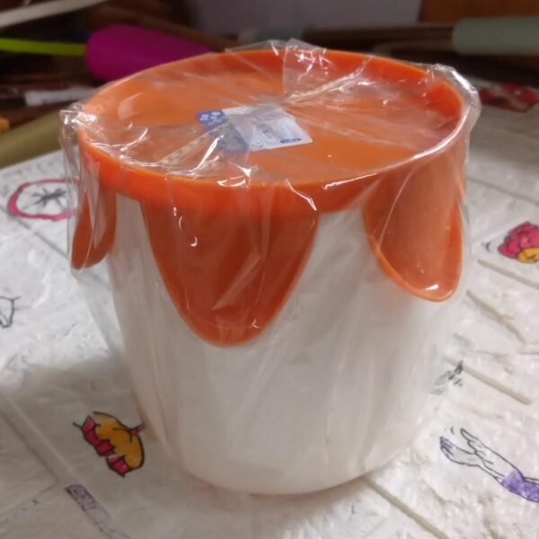 Plastic Round Tissue Box For Toilet Tissue Case Paper Box (1 Pc)