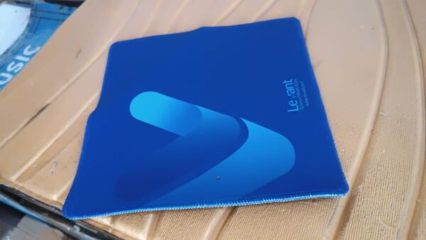 aa65cac4-d3dd-4011-beb1-074328ffa4ed.jpg Gaming Mouse Pad Natural Rubber Pad Waterproof Skid Resistant Surface Pad