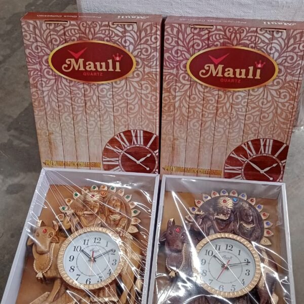 Analog Latest Stylish New Models Wall Clock with God Radha Kishan Frame