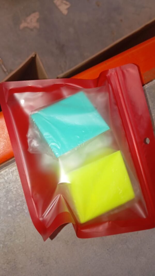 ad971b19-4184-4d8e-9745-4f2b673777ec.jpg Multifunctional Plastic Mobile Phone Stand & Pen Holder (2 Pc & mix color)