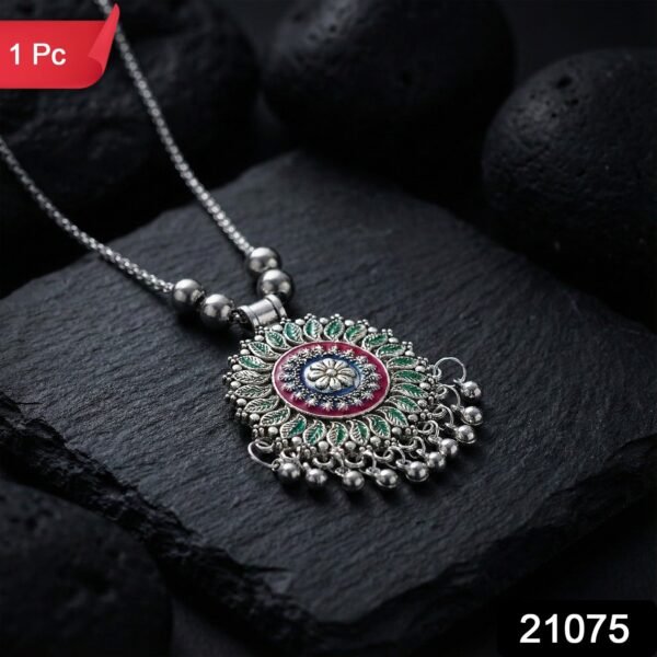 Antique Silver-Tone Oxidized Floral Mandala Pendant Necklace (1 Pc)