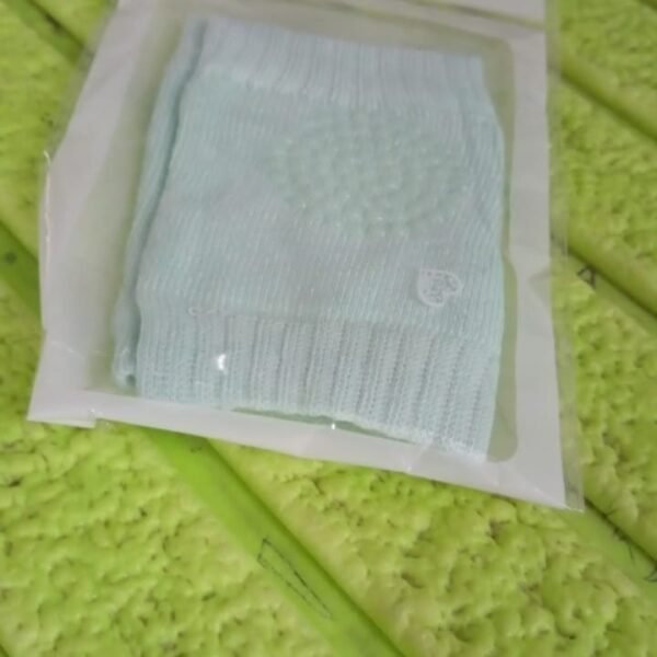 b33b7a83-6daa-4ff6-9b73-08cc93a3ffee.jpg 1 Pairs Baby Knee Pads for Crawling (1 Pair / 4.5 Cm)