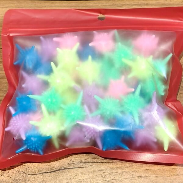 b680a6b9-abfd-4eb5-95aa-a25b95dd7928.jpg Reusable Laundry Washing Balls (mix Color / 50 Pcs Set)
