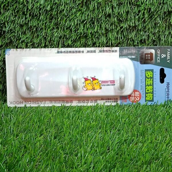 bcd45ce3-a2e2-44ab-9221-7475e7e89273.jpg 3 Pin Plastic Cloth hanger, Wall Door Hooks Rail for Hanging Clothes.