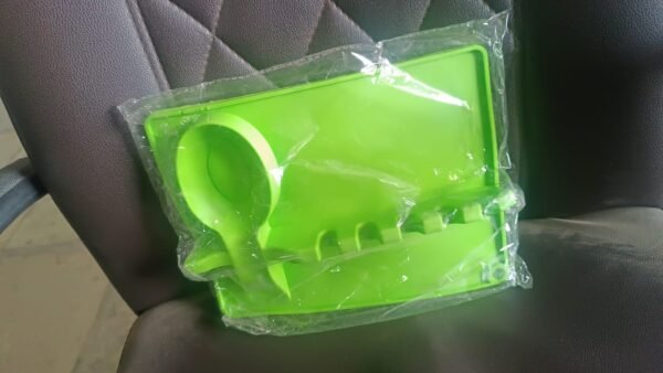 bd7076ad-25bd-4649-97f7-7409fc681693.jpg 4-Slots Silicone Multifunctional Spoon Holders Fork Spatula Rack (1 Pc)