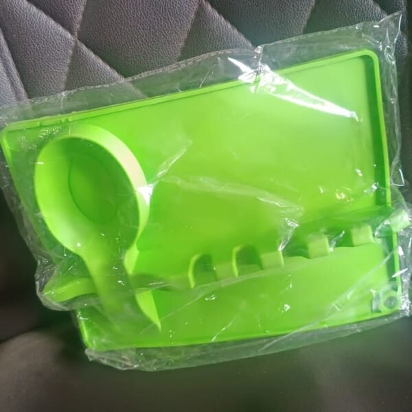 bd7076ad-25bd-4649-97f7-7409fc681693.jpg 4-Slots Silicone Multifunctional Spoon Holders Fork Spatula Rack (1 Pc)