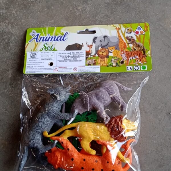 TTG Small Wild Animal Toy Set for Kids (Pack of 4 Animals)