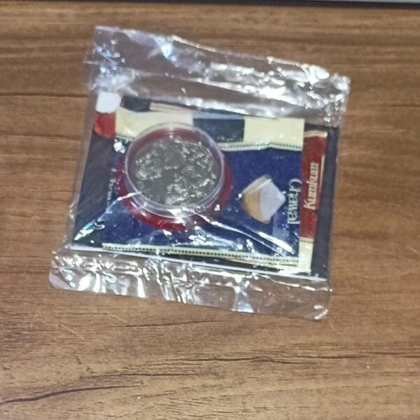 beb468b9-3b36-4ea1-bacb-840ad01f22be.jpg 6 LED Solar Powered Wall Mount Fence Light with Honeycomb Shade Design (2 Pc Set)