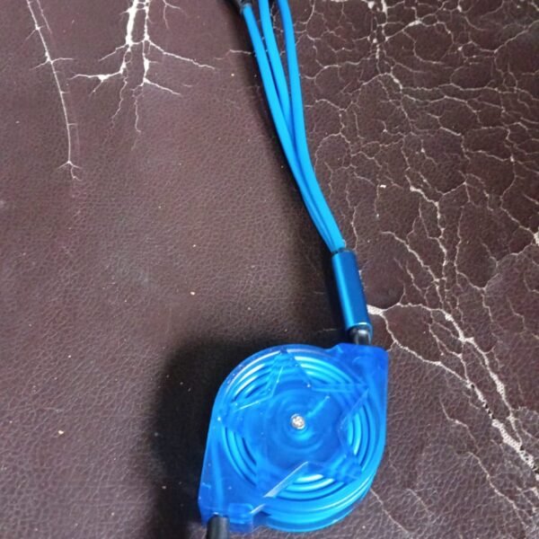 Retractable 3-in-1 Charger Cable for Phones & Android (1 Pc, Multi-USB)