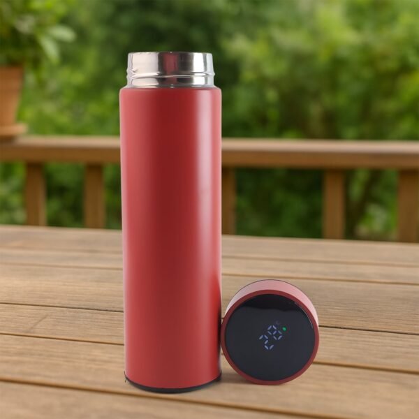 bottle-01_06635d1b-3208-47bd-baf8-b00011a587ab.jpg Red Vacuum Insulated Water Bottle (1 Pc / 500ML)