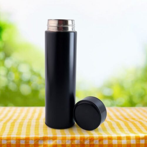 bottle-01_d0923a76-93df-42a1-8693-49c9e310bf51.jpg Black Vacuum Insulated Water Bottle (1 Pc / 500ML)