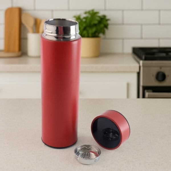 bottle-02_aea889b2-2c3c-4641-8589-d7bea9ca58fd.jpg Red Vacuum Insulated Water Bottle (1 Pc / 500ML)