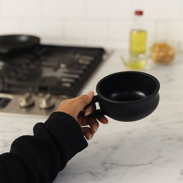 bowl-02_4f3a5f4a-0db2-45d1-9ae2-a5052c25546b.jpg Premium Large-Capacity Deep Handle Bowl (1 Pc)