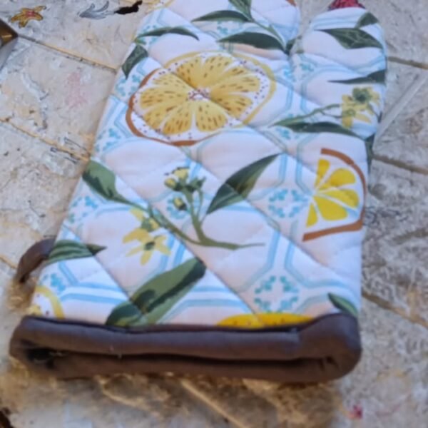 c4aac65b-657a-4654-8254-74bb5ba112ed.jpg Baking Essential Cotton Glove, Heat Proof Microwave Baking Oven