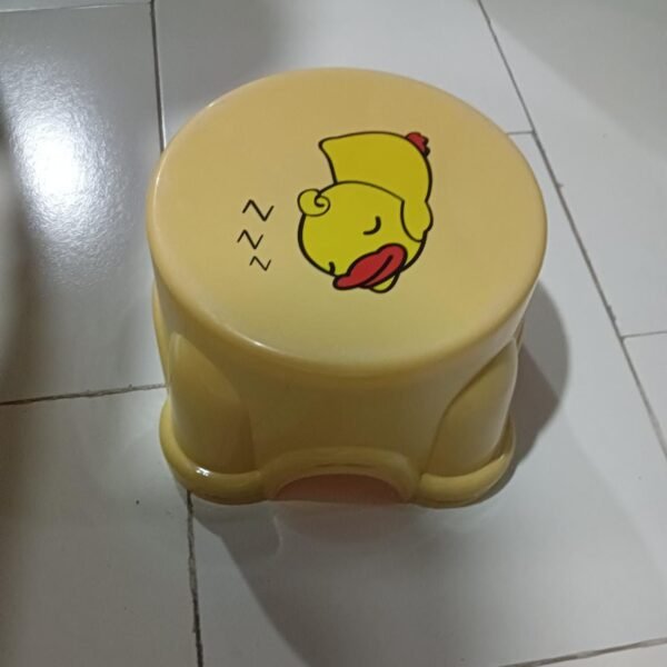 Small Portable Plastic Strong Stool for  living room, bathroom stool (MOQ :- 120)