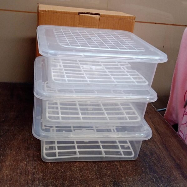 c4f5c473-f9b7-4c08-8ddb-a5c2f427b0d9.jpg Plastic Food Storage Containers with Removable Drain Tray and Lid (3 Pcs Set)