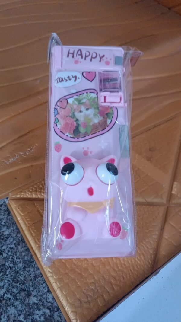 c5accede-67fc-484e-8e16-2e64dcadc87f.jpg Plastic 3D Compass Box with Decompression Creative Toy (1 pc)