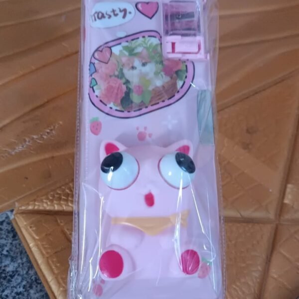 c5accede-67fc-484e-8e16-2e64dcadc87f.jpg Plastic 3D Compass Box with Decompression Creative Toy (1 pc)