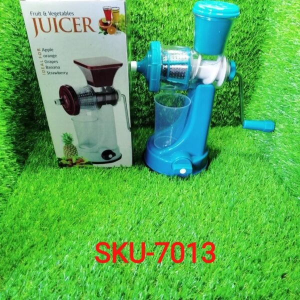Manual Fruit Vegetable Juicer with Strainer (Multicolour)