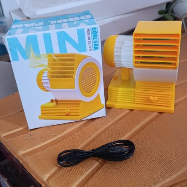 Mini Dual-Blade Portable USB Table Fan