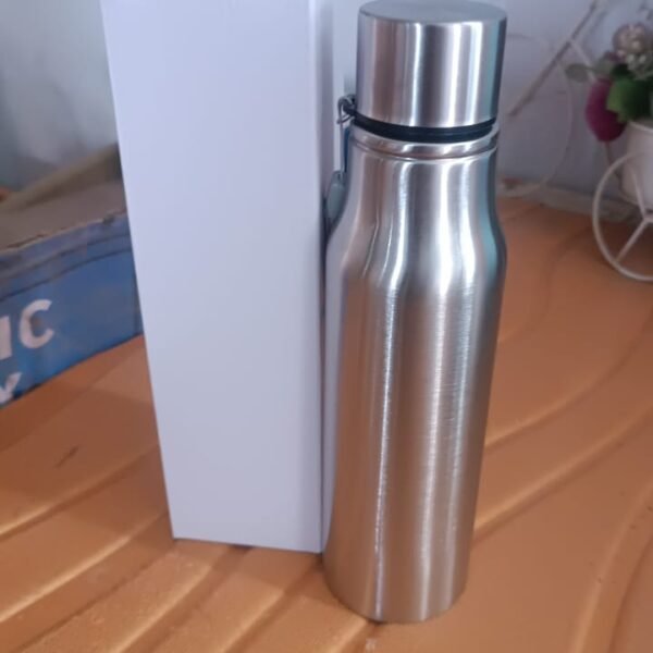 c9995952-0ab5-48a1-9434-2563161ef233.jpg Premium Stainless Steel Water Bottle Approx 500ml (1 Pc)