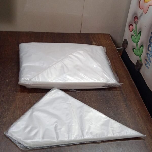 cd0a3bc2-7573-4b47-a9cf-b1bf5dfb08f6.jpg Disposable Piping Bags (100 Pcs Set / Medium)
