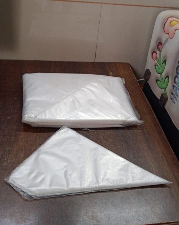 cd0a3bc2-7573-4b47-a9cf-b1bf5dfb08f6.jpg Disposable Piping Bags (100 Pcs Set / Medium)