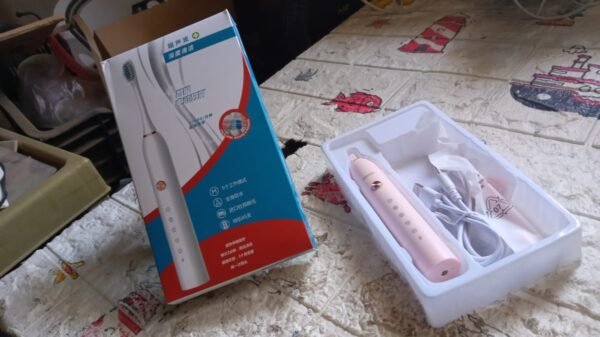 Electric Toothbrush for Adults & Teens – Deep Cleaning with Extra Brush Heads