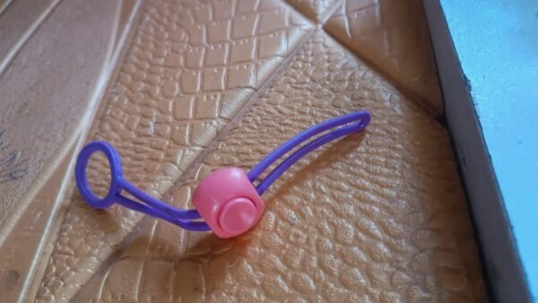 d1246239-e166-4f9b-8a67-78dc247adefd.jpg Multifunctional Colorful Sealing Rope Strap Clips (1 Pc)