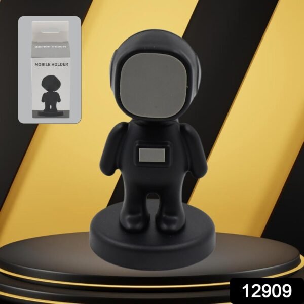 d73adaad-1214-4e6a-be45-cbd090f04568.jpg Cartoon Astronaut Magnetic Mobile Phone Holder – 360° Rotating Car Mount (1 Pc)