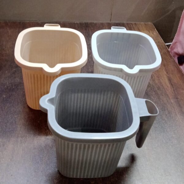 Plastic Square Bath Water Mug (1 Pc / 1000 ML / Mix Color)