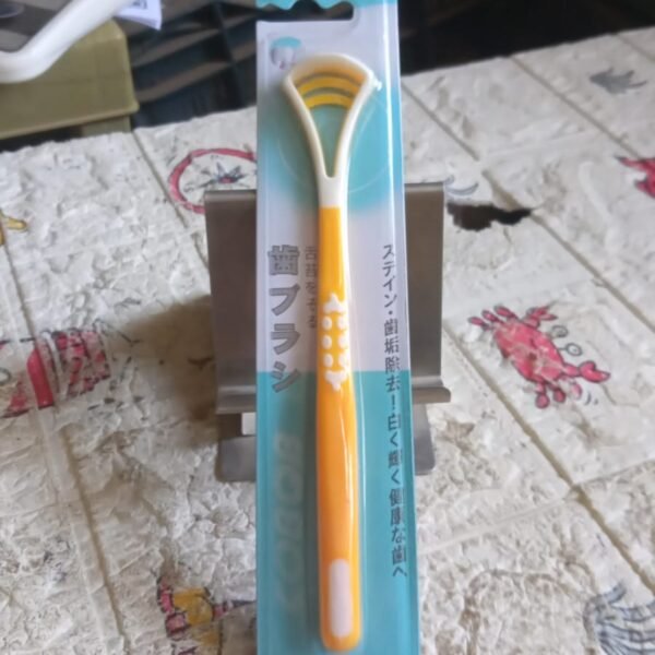 db7c1d31-10da-42fe-9f4a-cea3eed0d033_12089c3f-1502-4187-90a0-1dd8a953ffe0.jpg Tongue Scraper & Brush for Fresh Breath (1 Pc)